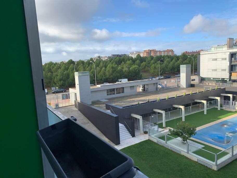 Espectacular Apartamento Con Piscina Y Garaje Madrid Eksteriør bilde
